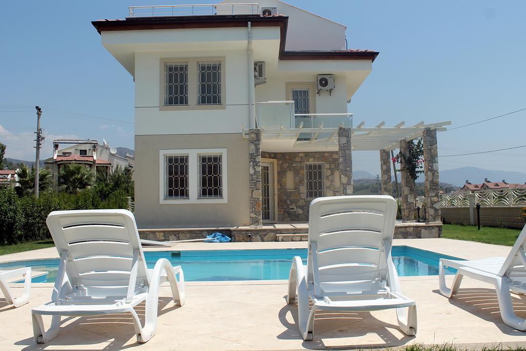 Lale Apartments Fethiye Buitenkant foto