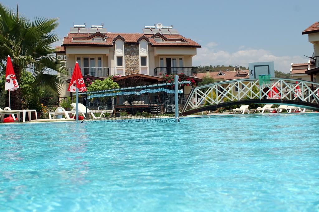 Lale Apartments Fethiye Buitenkant foto