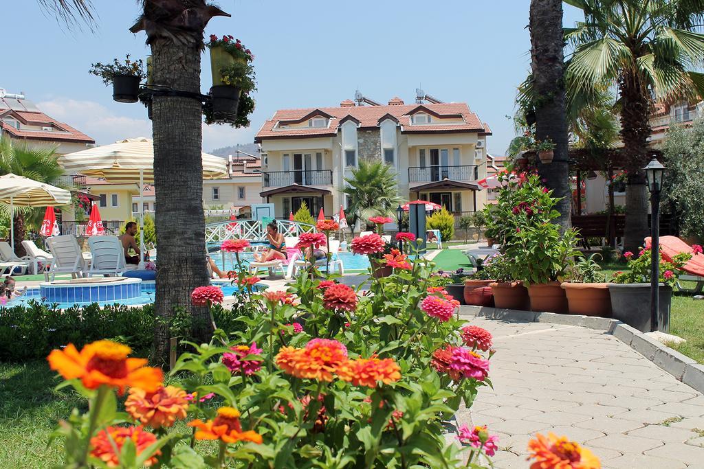 Lale Apartments Fethiye Buitenkant foto