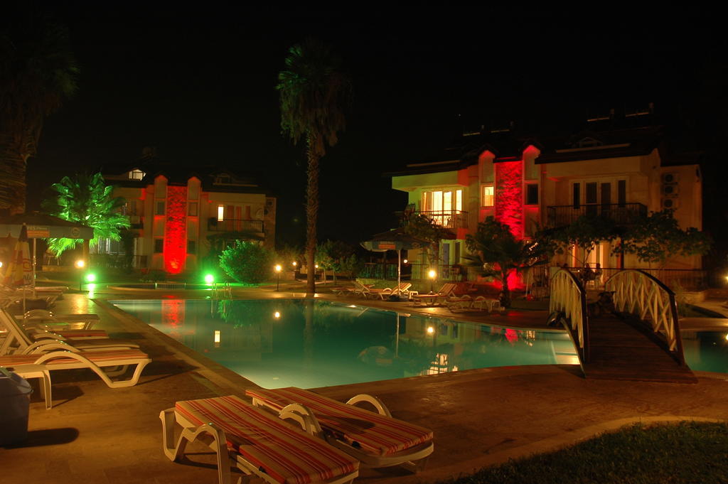 Lale Apartments Fethiye Buitenkant foto