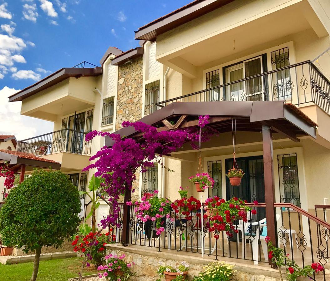 Lale Apartments Fethiye Buitenkant foto