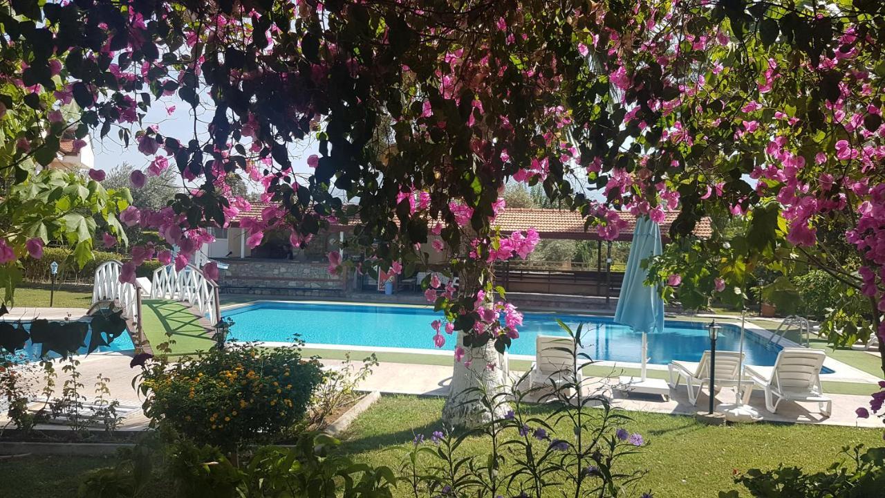 Lale Apartments Fethiye Buitenkant foto