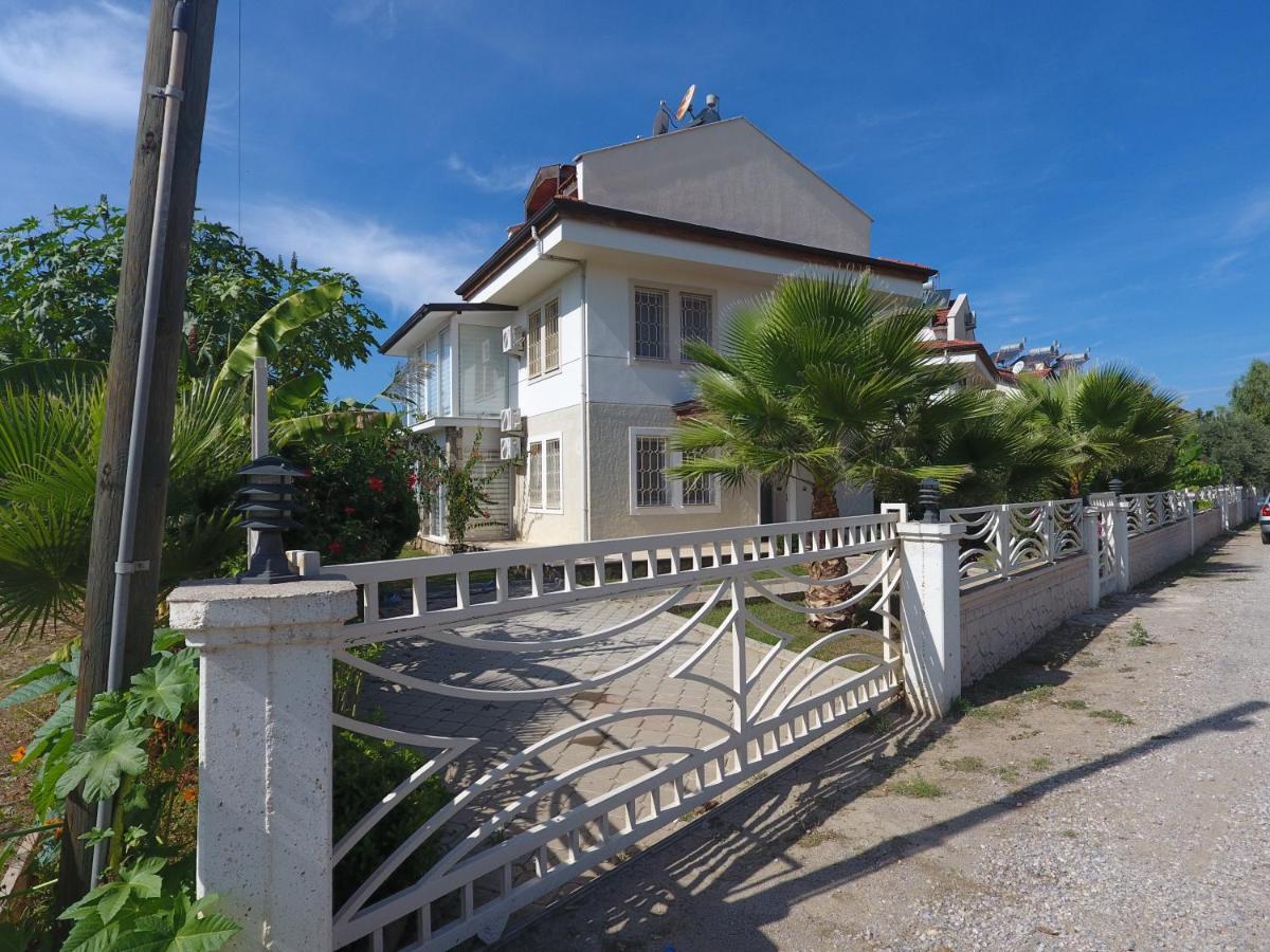 Lale Apartments Fethiye Buitenkant foto